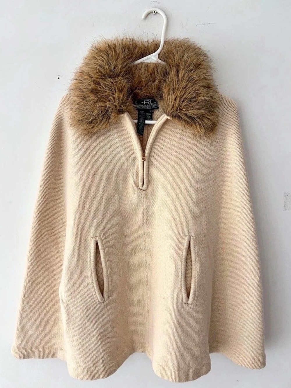 Lauren Ralph Lauren Knit Lambswool Poncho Faux Fur Collar Sweater Size S/M